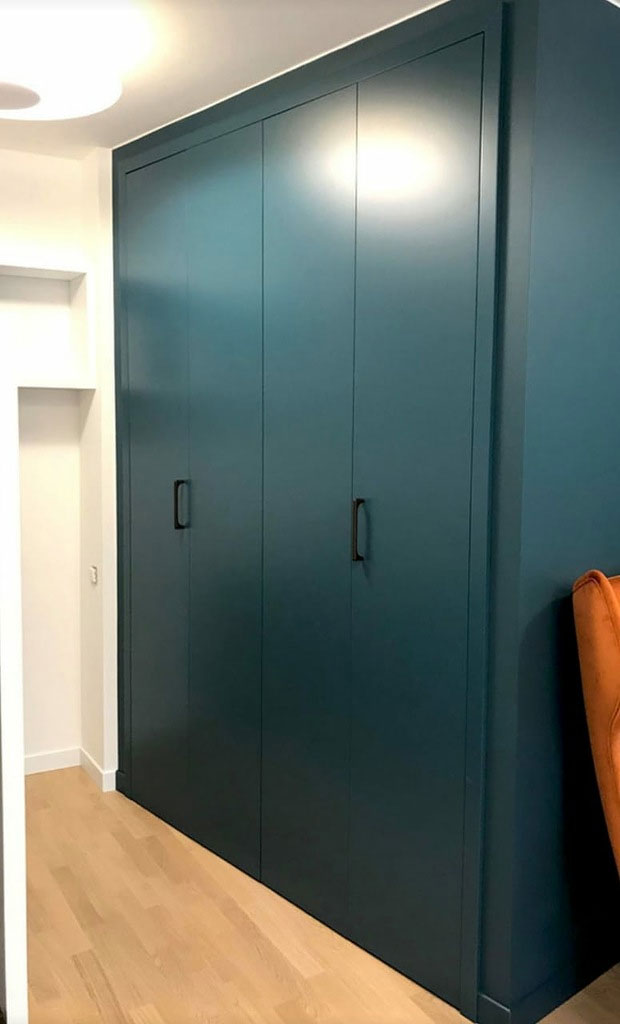 Двери гармошка для распашного шкафа Красногорск